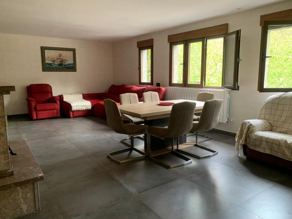 Bustiello  Casa Rural En Santa Cruz-Mieres מראה חיצוני תמונה