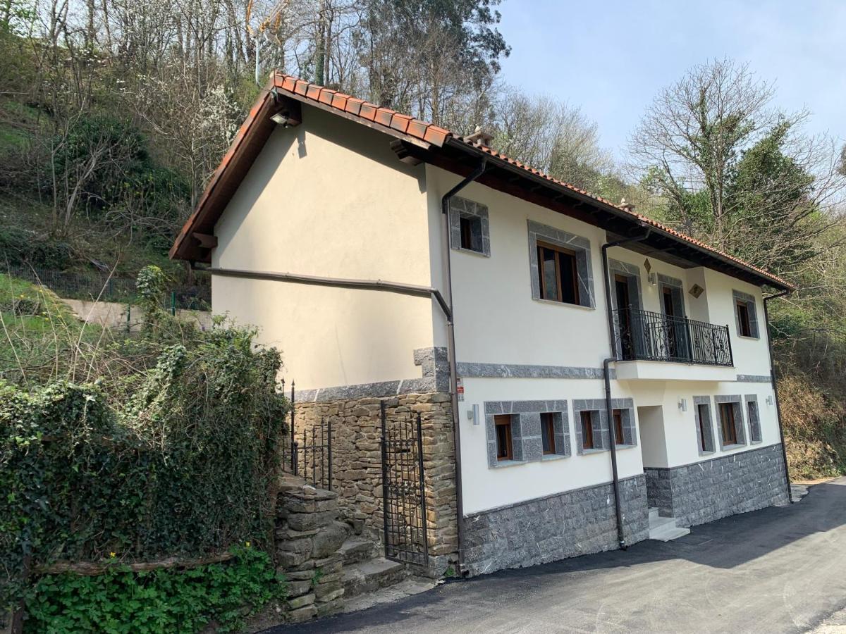 Bustiello  Casa Rural En Santa Cruz-Mieres מראה חיצוני תמונה