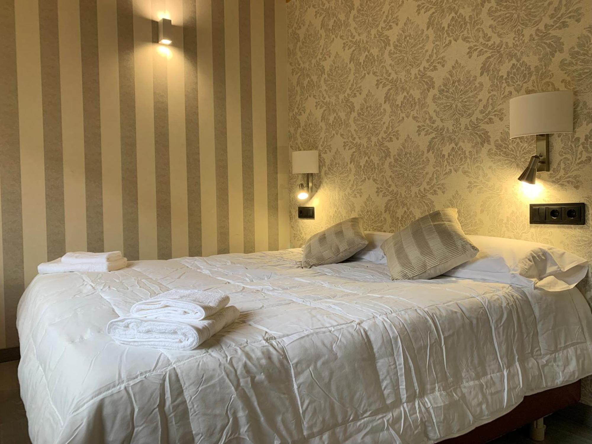 Bustiello  Casa Rural En Santa Cruz-Mieres מראה חיצוני תמונה